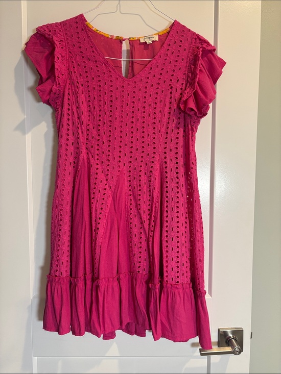 Umgee Dresses & Skirts - Umgee Women’s Short Sleeve Eyelet Dress with lining Large